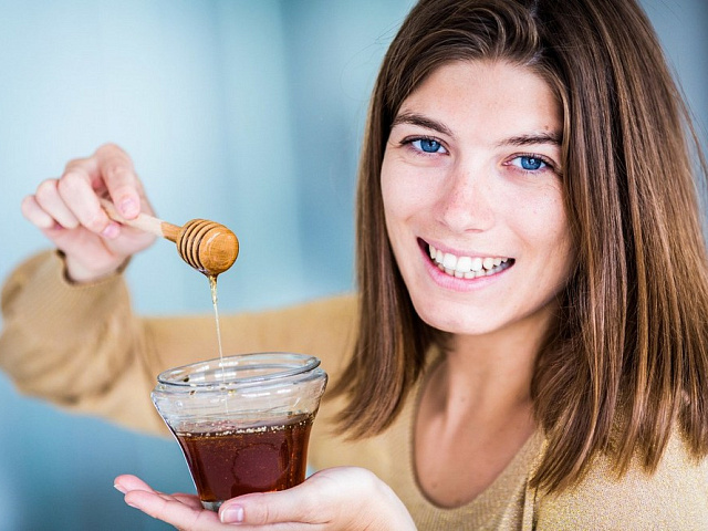 Как избавиться от перхоти в домашних условиях